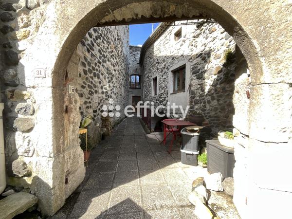 Maison 9 pièces - 118 m²