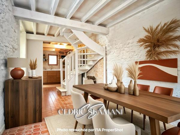 EN EXCLUSIVITE - MAISON DE VILLAGE EN R+2 52 m2 - 2 CHAMBRES - 1 BUREAU