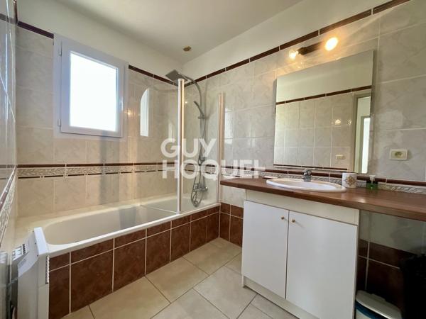 MAISON À VENDRE DE 5 PIÈCES DE 135,00 M²