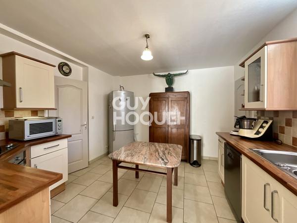 MAISON À VENDRE DE 5 PIÈCES DE 135,00 M²