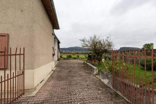 Vente Maison 5 pièces 125 m2 à Les Avenières Veyrins-Thuellin