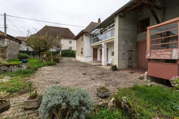 Vente Maison 5 pièces 125 m2 à Les Avenières Veyrins-Thuellin