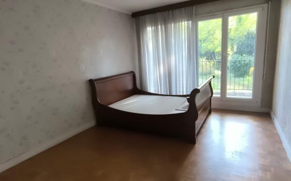 Appartement à vendre    4 pièces • 85,26 m2 Saint-Gratien