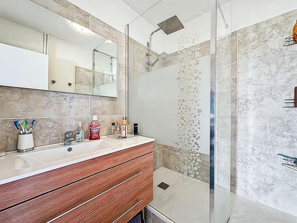 A vendre Marseille 13013 Chutes Lavie Lacordaire St Just appartement T4 2 -chambres