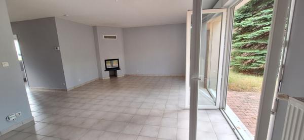 Maison récente 5 pièces , 4ch  à vendre à Bourg-en-Bresse quartier Convert  - Réf. FD3612