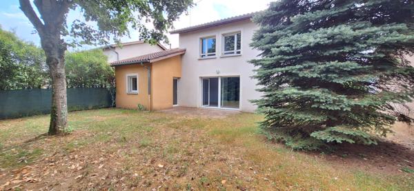 Maison récente 5 pièces , 4ch  à vendre à Bourg-en-Bresse quartier Convert  - Réf. FD3612