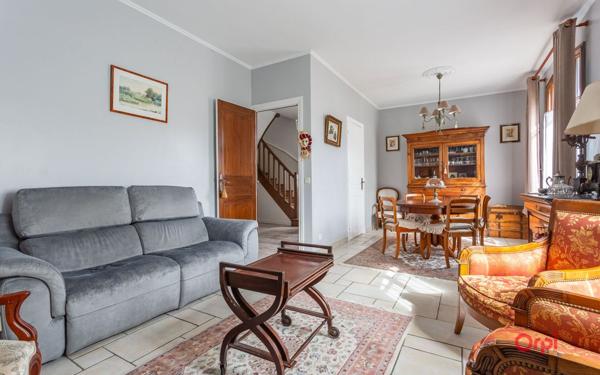 Maison à vendre    6 pièces •  Sainte-Geneviève-des-Bois