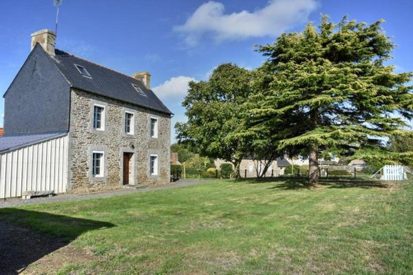 Corps de ferme proche Pontrieux, 5 pièces, 2 chambres,  105 m2
