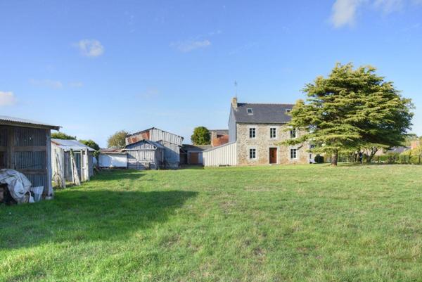 Corps de ferme proche Pontrieux, 5 pièces, 2 chambres,  105 m2