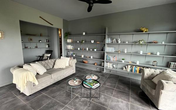 Maison à vendre    7 pièces • 198 m2 Fort-de-France