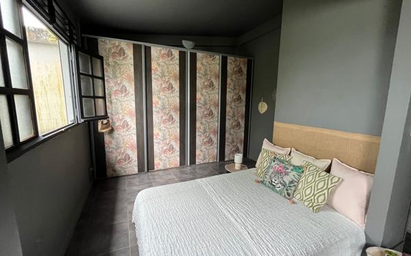 Maison à vendre    7 pièces • 198 m2 Fort-de-France