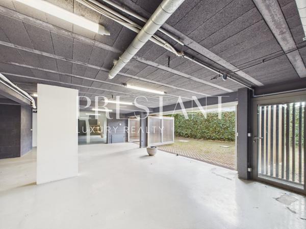 Vente villa contemporaine d’architecte 330 m² à Anglet Chiberta. Vue golf et lac, 5 suites, piscine , Proximité plages., ANGLET