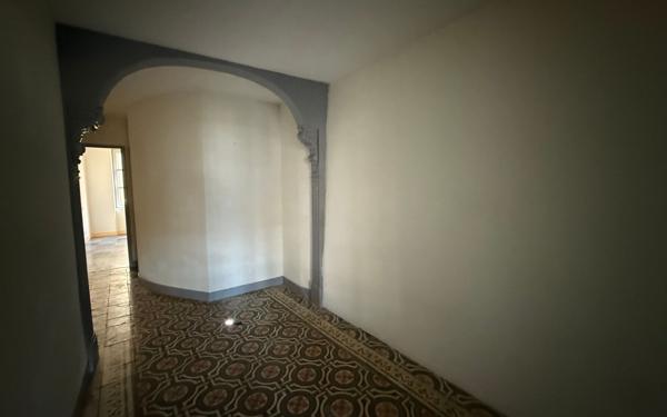 Appartement à louer    2 pièces • 59 m2 Saint-Léonard-de-Noblat