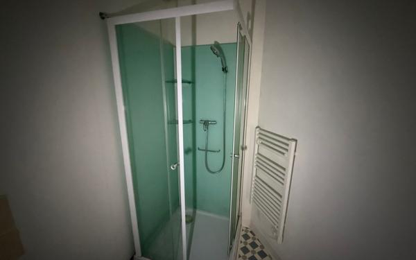 Appartement à louer    2 pièces • 59 m2 Saint-Léonard-de-Noblat