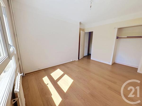 Appartement F4 à vendre  4 pièces - 67 m 2   HOUILLES  - 78