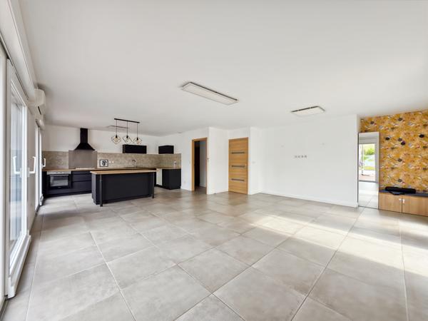 Maison 6 pièces - 132 m²