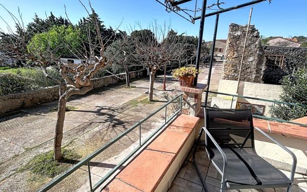 Maison à vendre    4 pièces •  Opoul-Périllos