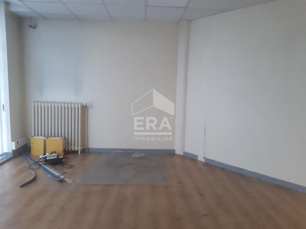 Local commercial  Saint Quentin 6 pièce(s) 130 m2
