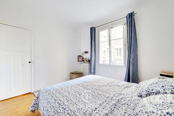 Appartement F3 à vendre  3 pièces - 59,04 m 2   PARIS  - 75015
