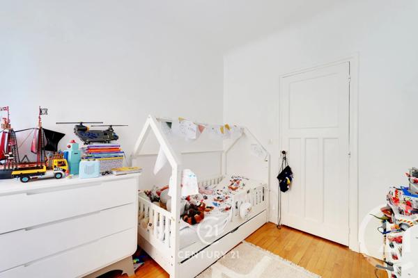 Appartement F3 à vendre  3 pièces - 59,04 m 2   PARIS  - 75015