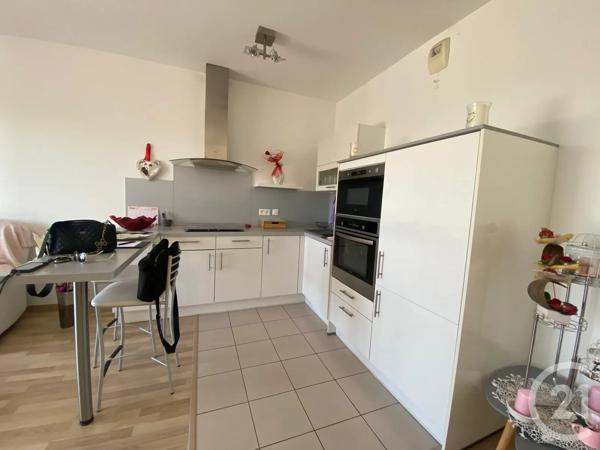 Appartement F3 à vendre  3 pièces - 66 m 2   DAMMARTIN EN GOELE  - 77
