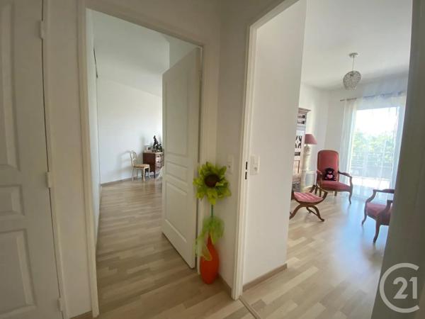 Appartement F3 à vendre  3 pièces - 66 m 2   DAMMARTIN EN GOELE  - 77
