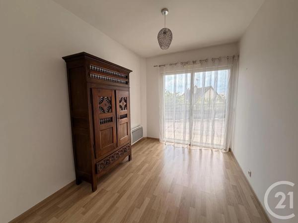 Appartement F3 à vendre  3 pièces - 66 m 2   DAMMARTIN EN GOELE  - 77