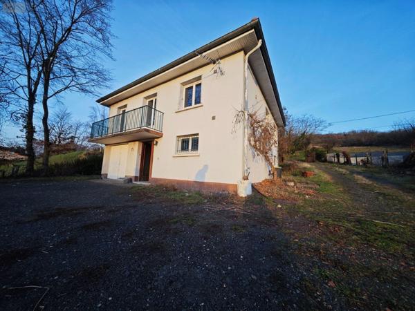 Maison individuelle à vendre à Mur-sur-Allier dans le Puy-de-Dôme (63115), ref : 13372/309
