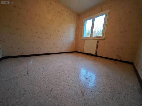 Maison individuelle à vendre à Mur-sur-Allier dans le Puy-de-Dôme (63115), ref : 13372/309