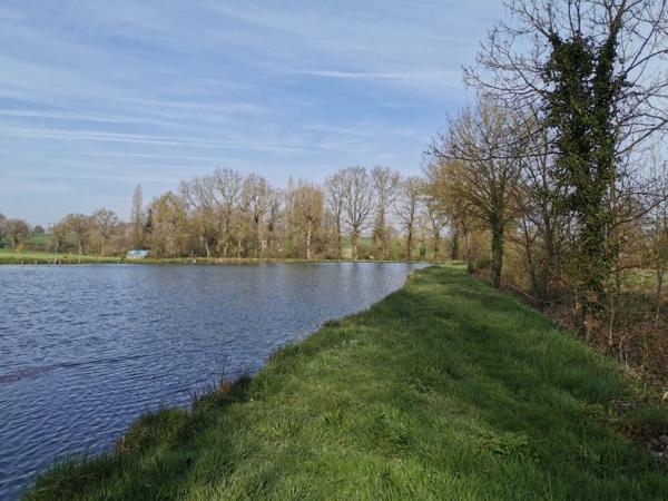 Terrain Etang Caulnes 01 ha 70 a