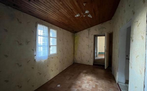 Maison à vendre    4 pièces • 100 m2 Saint-Donat-sur-l'Herbasse