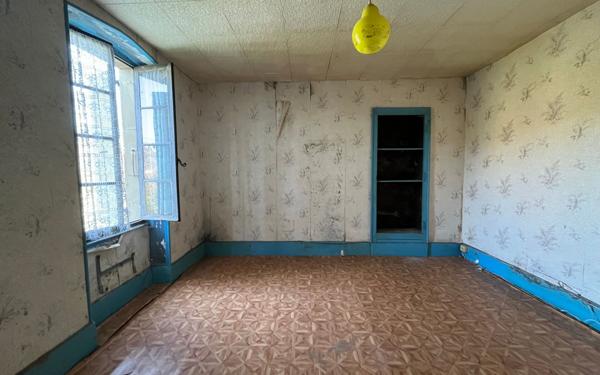 Maison à vendre    4 pièces • 100 m2 Saint-Donat-sur-l'Herbasse