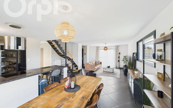 Maison à vendre    5 pièces • 127 m2 La Ferté-Saint-Aubin