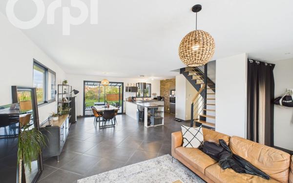 Maison à vendre    5 pièces • 127 m2 La Ferté-Saint-Aubin