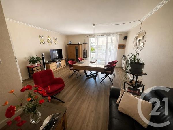 Appartement F4 à vendre  4 pièces - 119,20 m 2   MANTES LA JOLIE  - 78