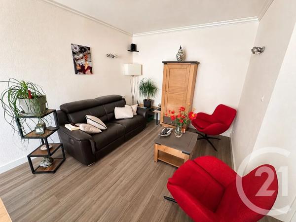 Appartement F4 à vendre  4 pièces - 119,20 m 2   MANTES LA JOLIE  - 78