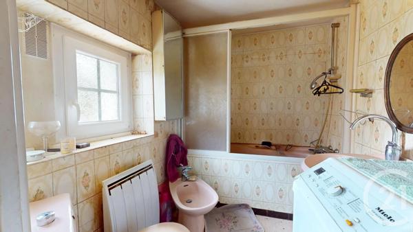 Maison à vendre  3 pièces - 101,56 m 2   LA FERTE GAUCHER  - 77
