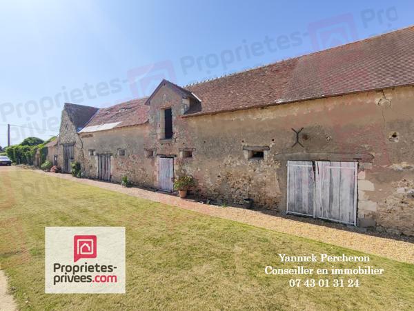 À vendre  Ancien corps de ferme  - sur plus de 5 hectares de terrain