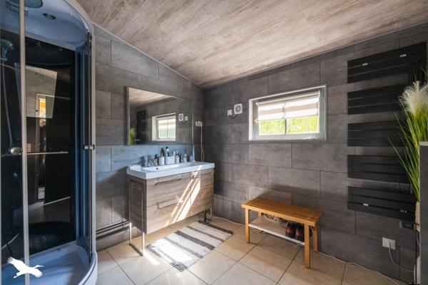 Maison à vendre |  Voisins-le-Bretonneux |  6 pièces | 146 m²