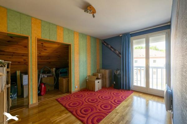 Maison à vendre |  Voisins-le-Bretonneux |  6 pièces | 146 m²