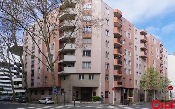 Appartement à louer    1 pièce •  Lyon 3