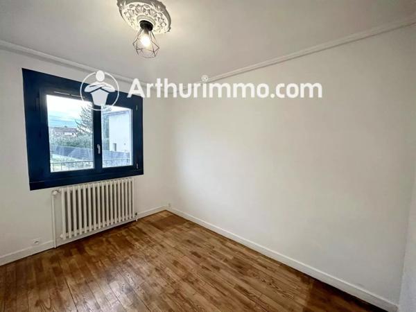 Location Maison 5 pièces 107 m2 à Fareins