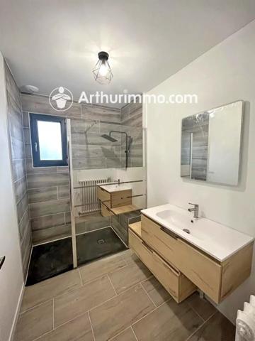 Location Maison 5 pièces 107 m2 à Fareins