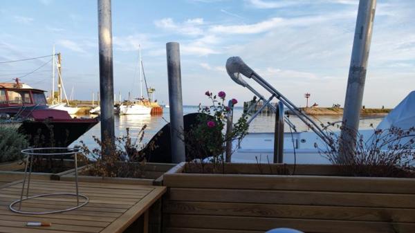 A vendre T2 au port d'andernos-les-bains