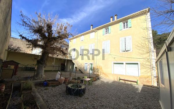 Maison à vendre    4 pièces •  Beaumes-de-Venise