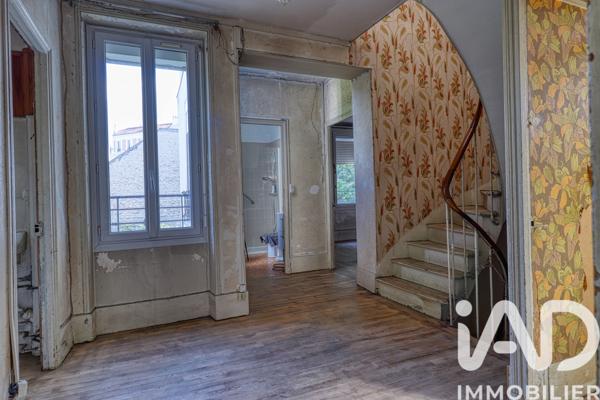 Maison à vendre 10 pièces 189,37 m² Bois-Colombes