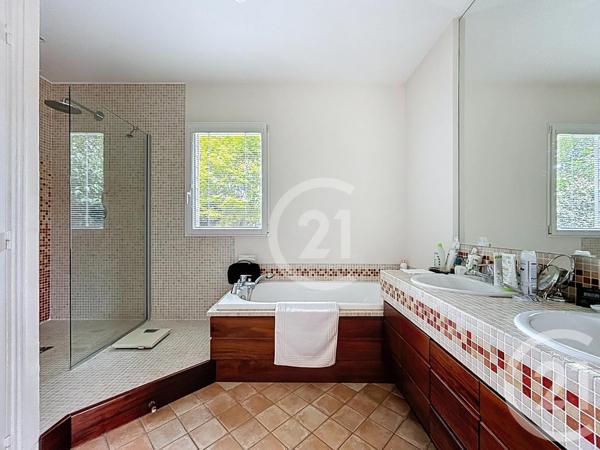 Maison à vendre  8 pièces - 180 m2 THUE ET MUE - 14