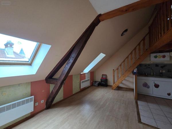 Appartement à louer à Vailly-sur-Aisne dans l'Aisne (02370), ref : 02072/230