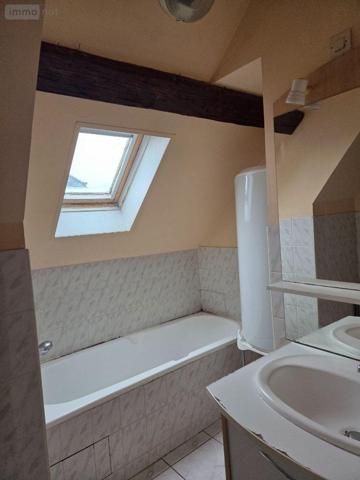 Appartement à louer à Vailly-sur-Aisne dans l'Aisne (02370), ref : 02072/230