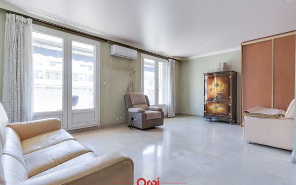 Appartement à vendre    4 pièces •  Marseille 2